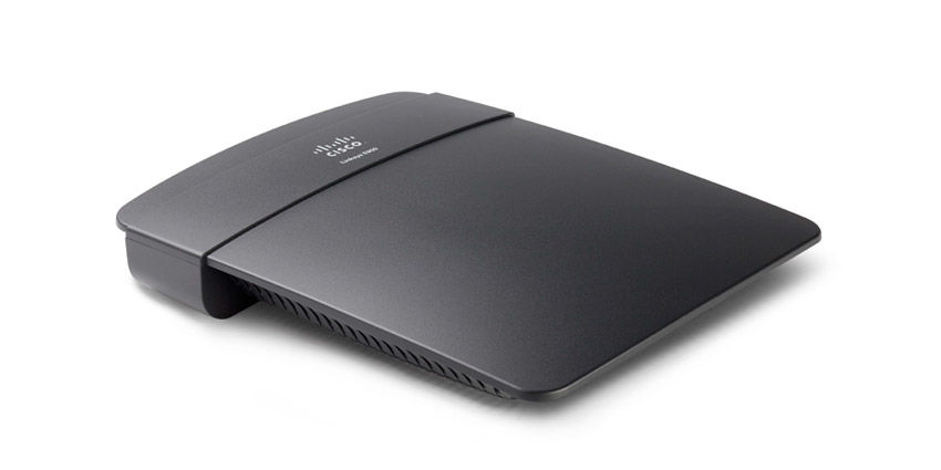 Linksys E900 wireless router Fast Ethernet Black