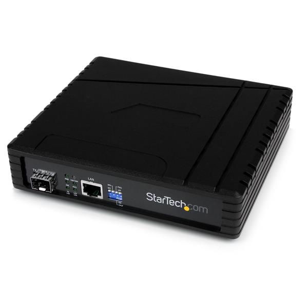 StarTech.com Gigabit Ethernet PoE Open SFP Fiber Media Converter – PSE