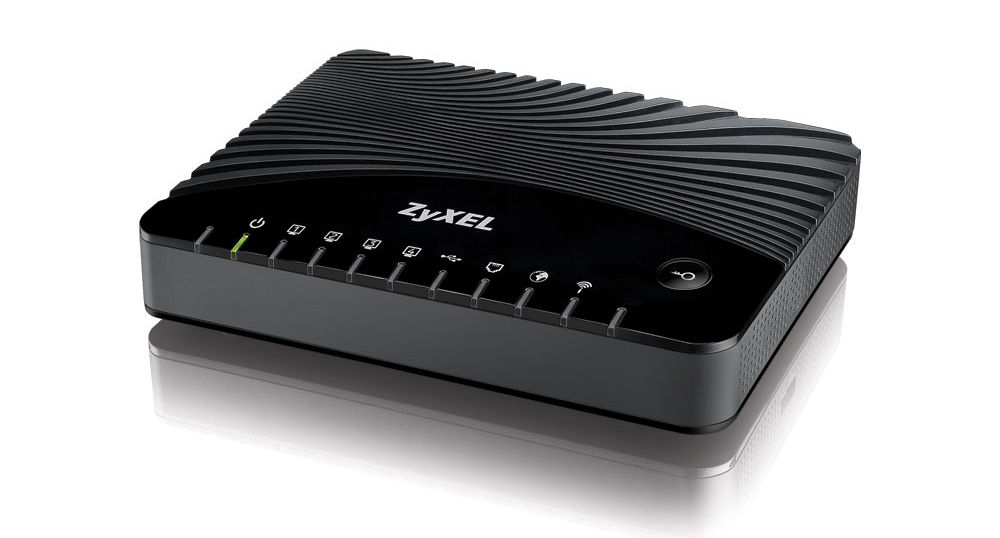 Zyxel 660HNU-T1 wireless router Fast Ethernet Black
