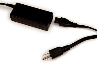 3M PA410 power adapter/inverter Indoor 65 W Black