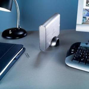 Iomega Professional Hard Drive - 500GB - 7200rpm - USB 2.0 external hard drive