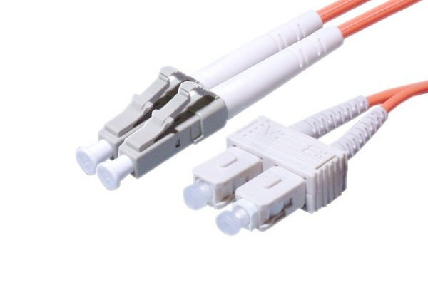 APC 12401-30M InfiniBand/fibre optic cable LC SC Orange