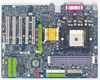 GIGABYTE GA-K8VT800 Pro Socket 754 ATX