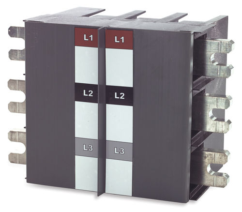 APC Adaptor for T5 Type Circuit Breaker, 3 Pole