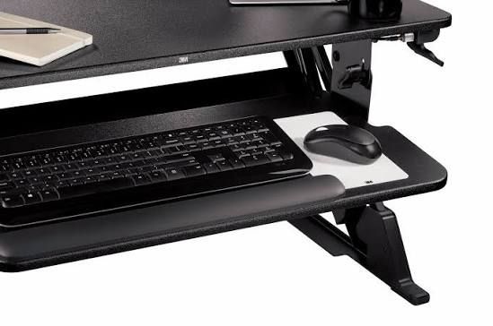 3MS-SD60B - 3M(TM) STANDING DESK, CONVERTS DESKTOP TO SIT-STAND WORKSTATION, 29 IN X 22.2 IN