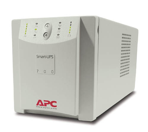 APC Smart-UPS 700VA uninterruptible power supply (UPS) 0.7 kVA 450 W