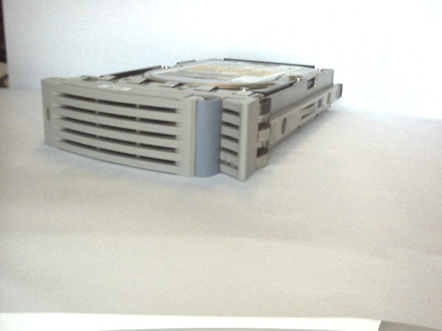 HP D9420-63001 internal hard drive 73 GB 10000 RPM Ultra160 SCSI