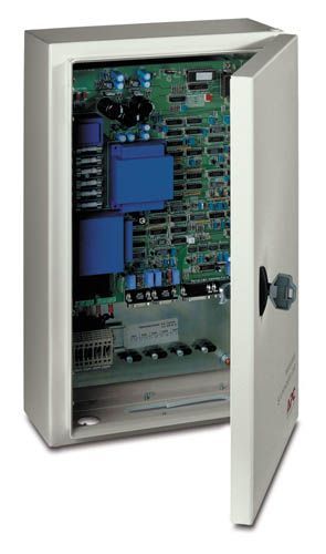 APC SILCON INTERSYSTEM SYNCHRONIZATION UNIT uninterruptible power supply (UPS)