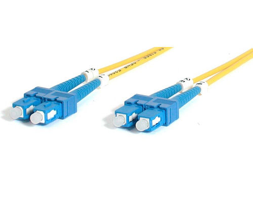 StarTech.com 30m Singlemode Duplex Fiber Cable SC-SC InfiniBand/fibre optic cable Yellow