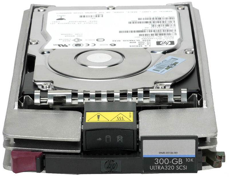 HP 364881-001 internal hard drive 300 GB 10000 RPM Ultra320 SCSI