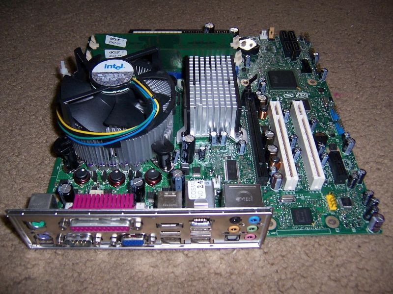 Intel D945GTP Desktop Motherboard