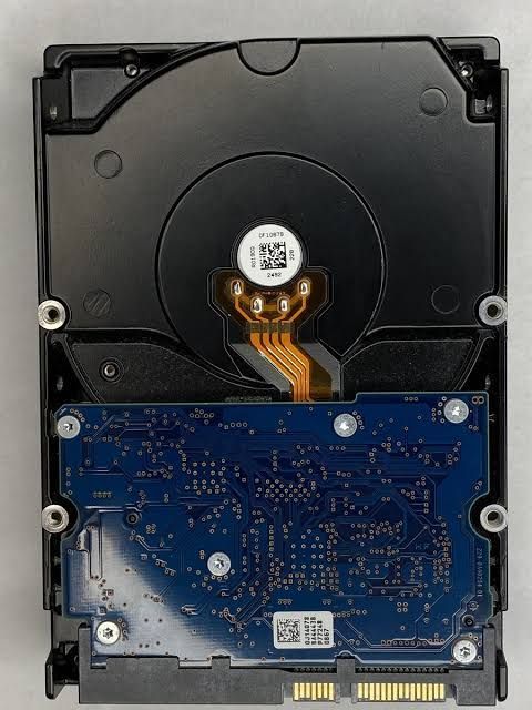 HGST Ultrastar 7K3000 HUA723030ALA640 3TB SATA 6Gb/s 7200RPM HDD