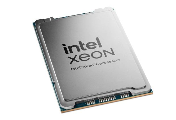 Intel Xeon 6710E Server Processor (Xeon 6 E-core, Socket FCLGA4710)