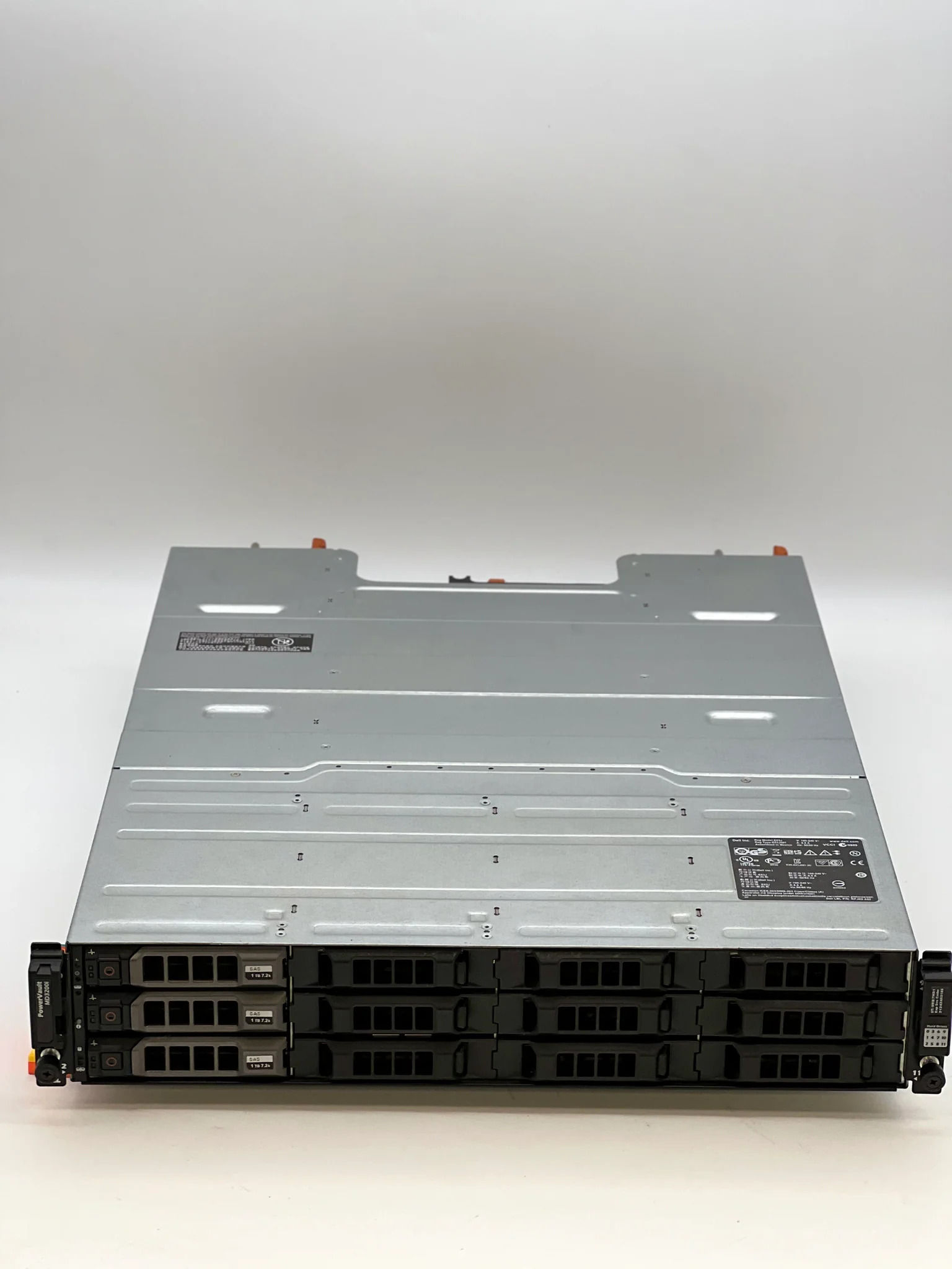 Dell PowerVault MD3200 E03J SAS Storage Array MD3200-E03J