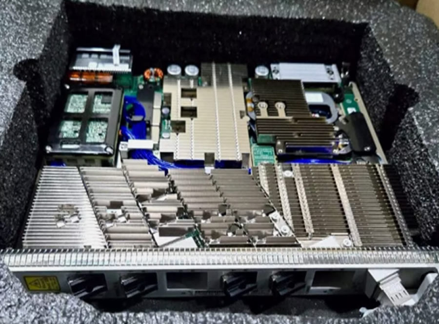 NTK540BD - Ciena 6500 WL5e MOTR Premium 6-Port 1x QSFP-DD/5x QSFP28 Circuit Pack