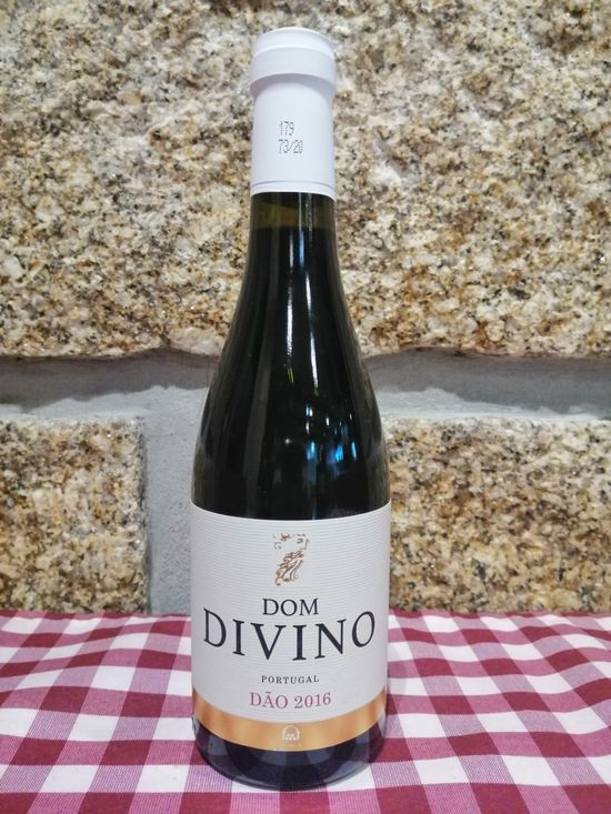 Restaurante Serra da Estrela - Servido Menu (Takeaway, Delivery) - Vinho Tinto - Dão - Dom Divino 375 cl