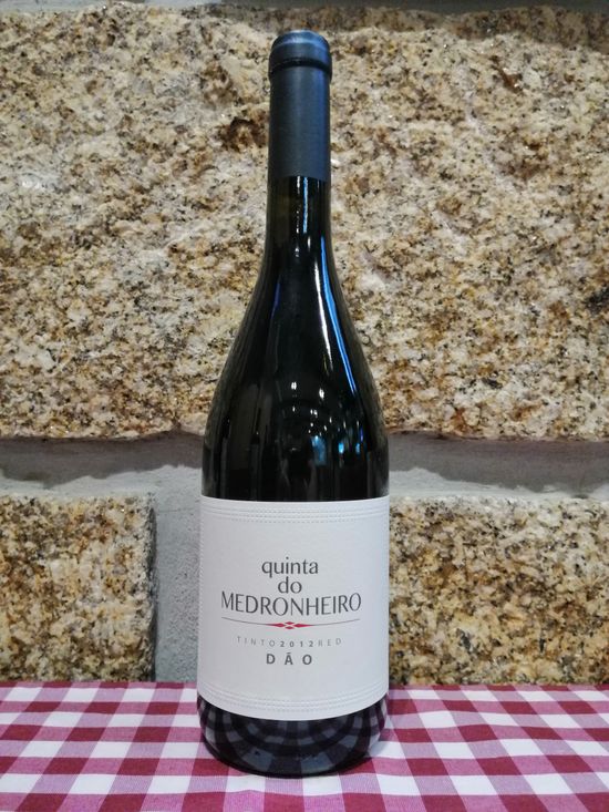 Restaurante Serra da Estrela - Servido Menu (Takeaway, Delivery) - Vinho Tinto - Dão - Quinta do Medronheiro 75 cl