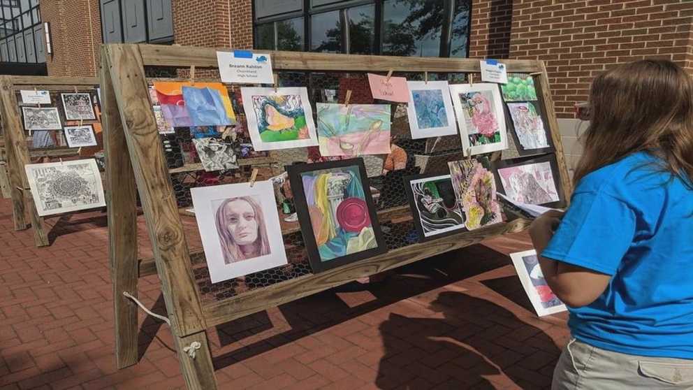 50th Annual Seawall Art Show In Portsmouth's Olde Towne | 13newsnow For Most Up To Date The Seawall Art (Gallery 12 of 20)