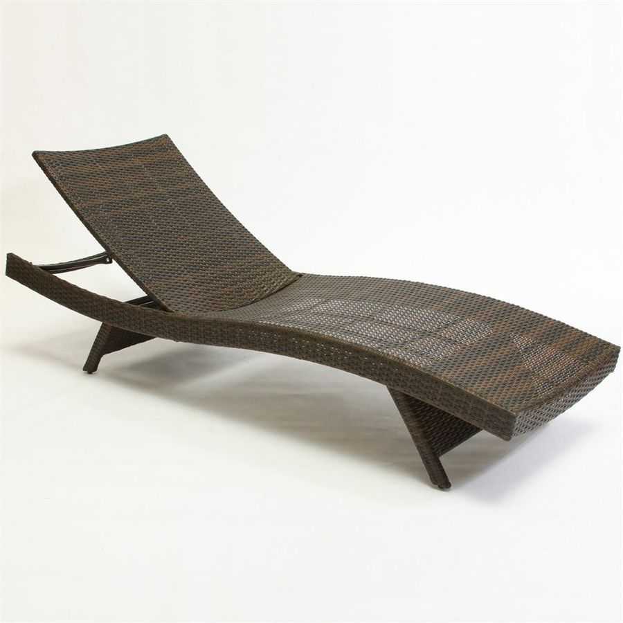 Featured Photo of Outdoor Folding Chaise Lounges