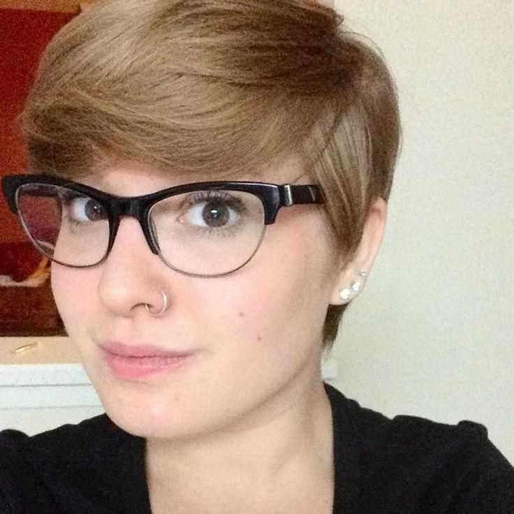 Feminine Pixie Cuts Throughout Famous Cute Pixie Haircuts For Round Faces (Gallery 9 of 20)