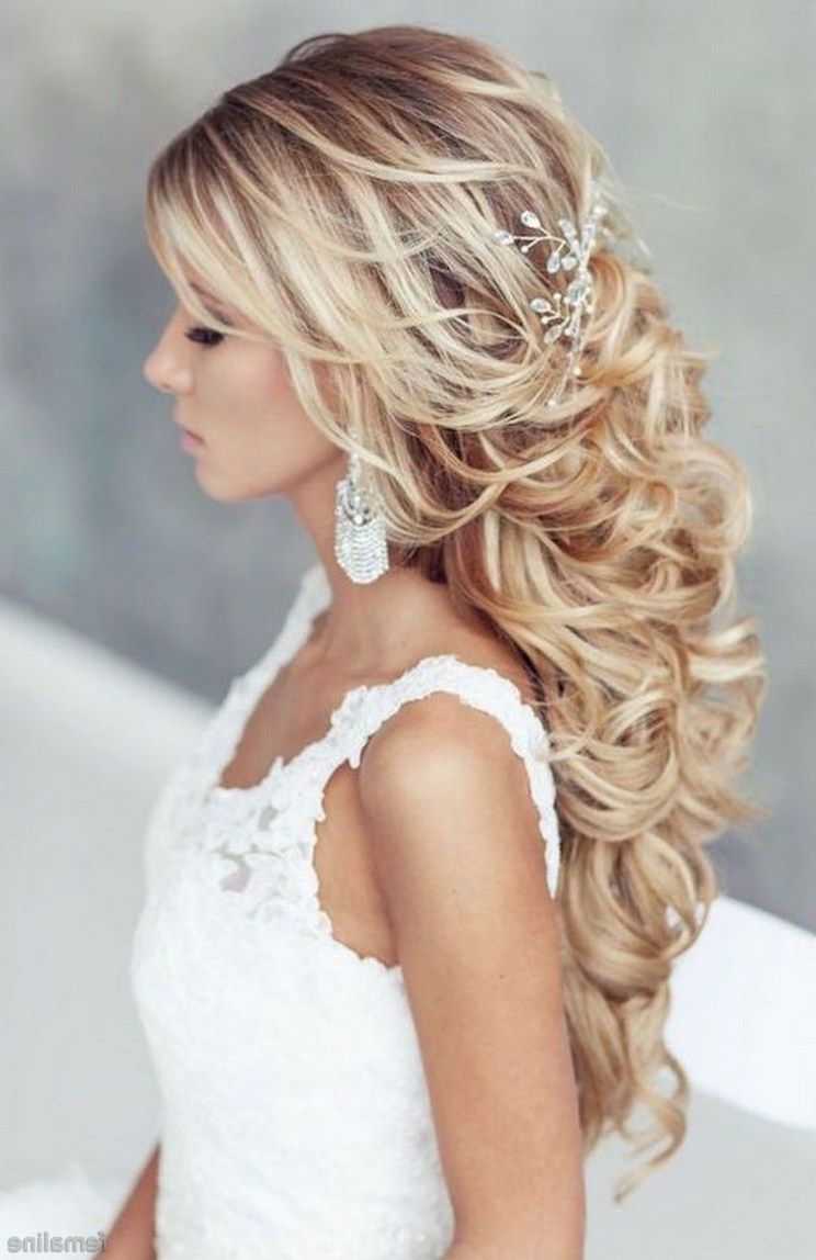 Featured Photo of Beach Wedding Hairstyles For Long Curly Hair