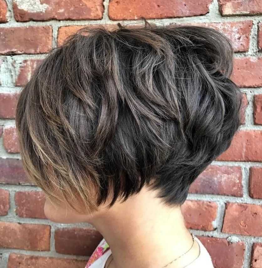 Featured Photo of Piece Y Haircuts With Subtle Balayage
