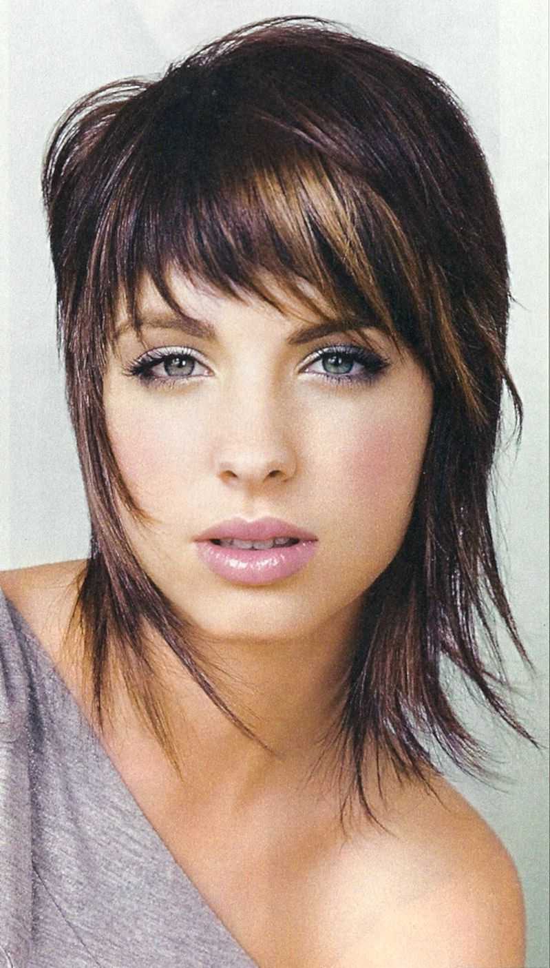 Featured Photo of Cute Medium Haircuts With Bangs