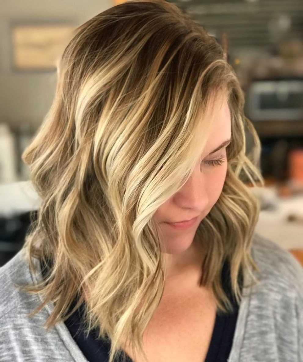 Recent Pictures Of Medium Hairstyles For Round Faces Regarding 17 Flattering Medium Hairstyles For Round Faces In 2019 (Gallery 10 of 20)