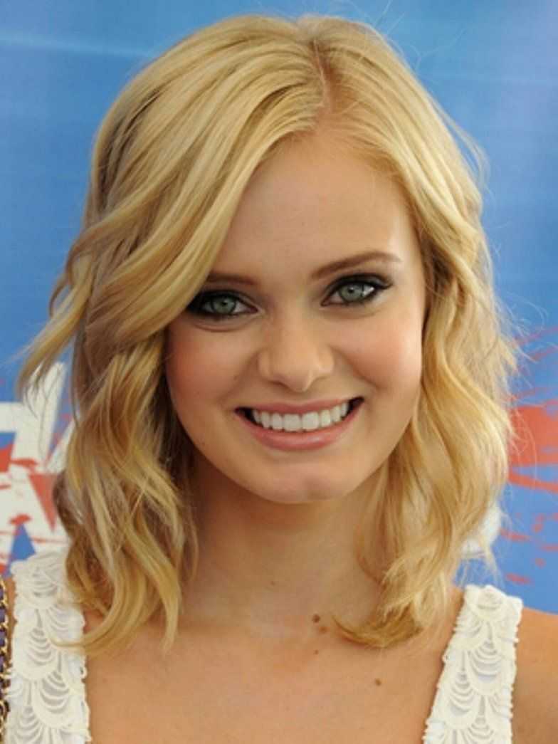 Short To Medium Hairstyles For Round Faces And Thin Hair Picture Pertaining To Recent Pictures Of Medium Hairstyles For Round Faces (Gallery 11 of 20)