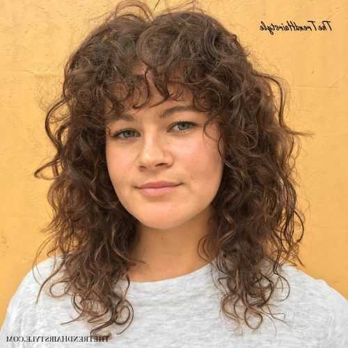 Naturally Wavy Hairstyles With Bangs (Photo 8 of 20)
