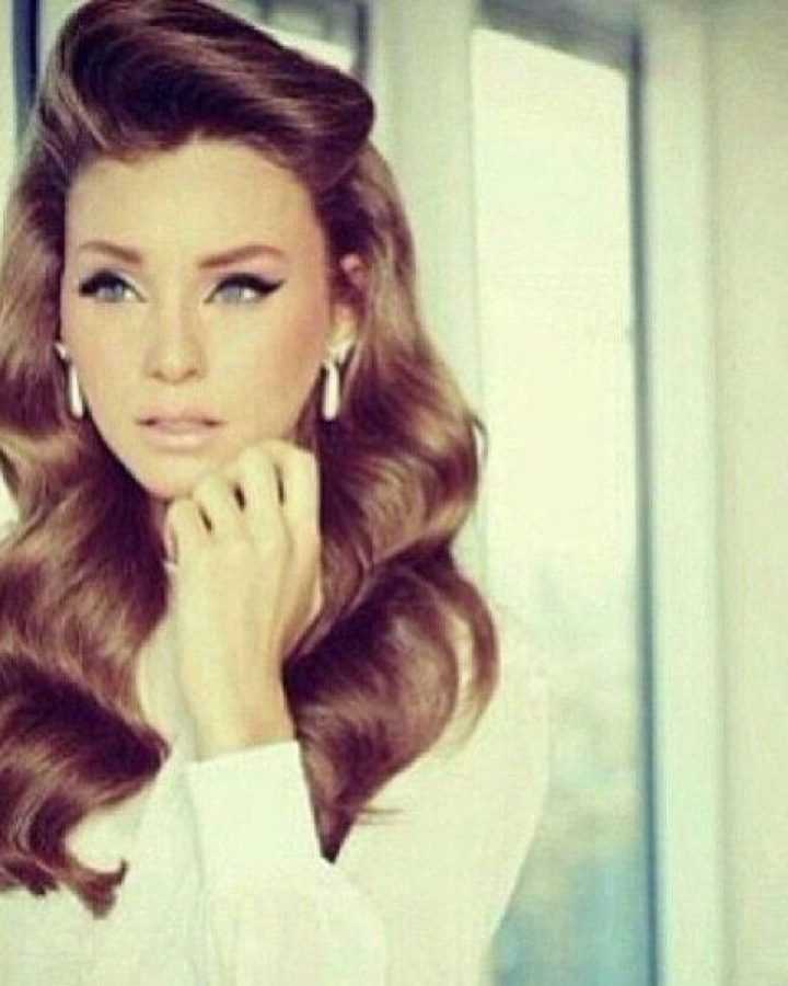 2023 Popular Vintage Hairstyles for Long Hair