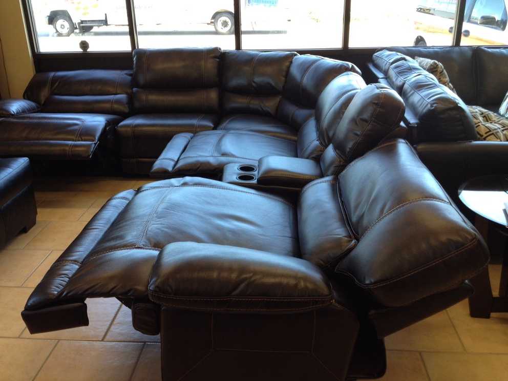 Featured Photo of Sectional Sofas With Power Recliners