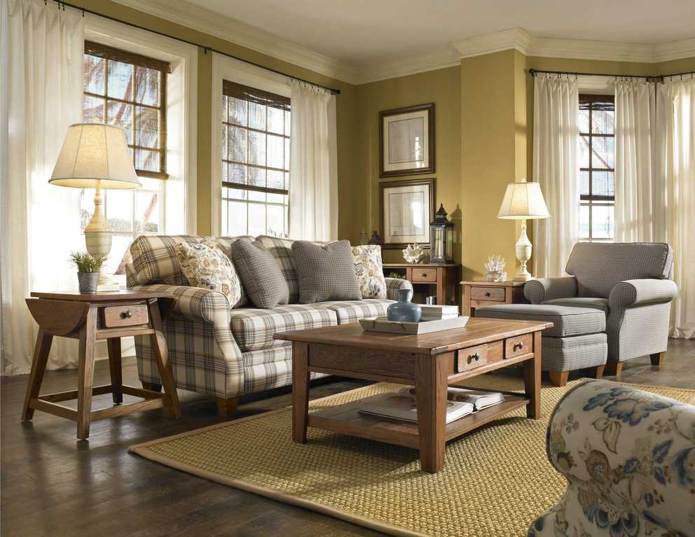 Featured Photo of Country Sofas And Chairs