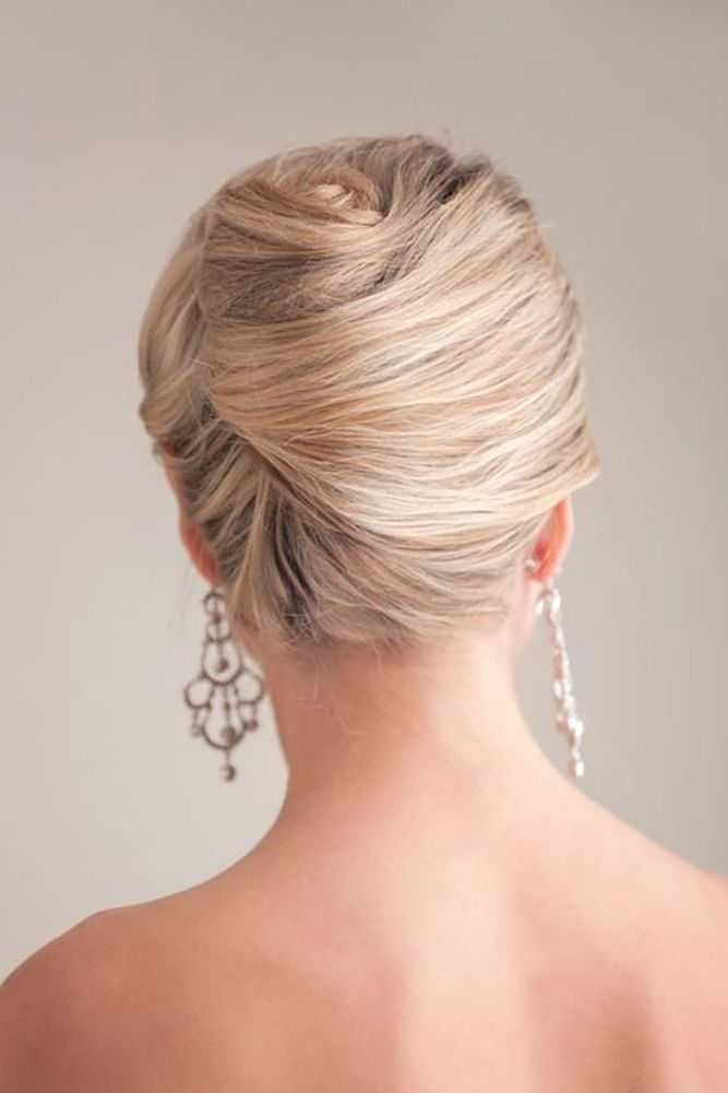 Featured Photo of Low Messy Bun Hairstyles For Mother Of The Bride