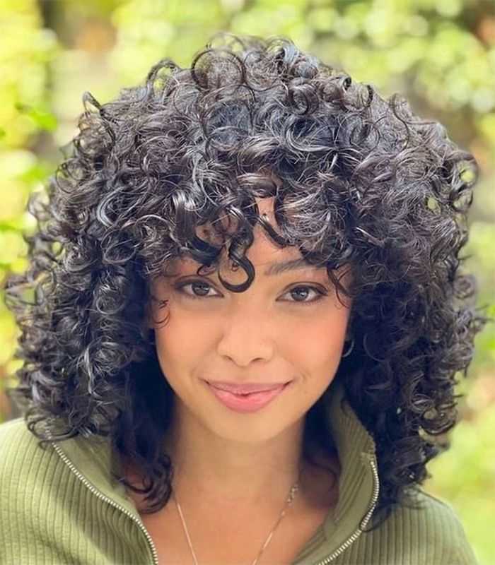 Featured Photo of Delicate Curls Haircuts