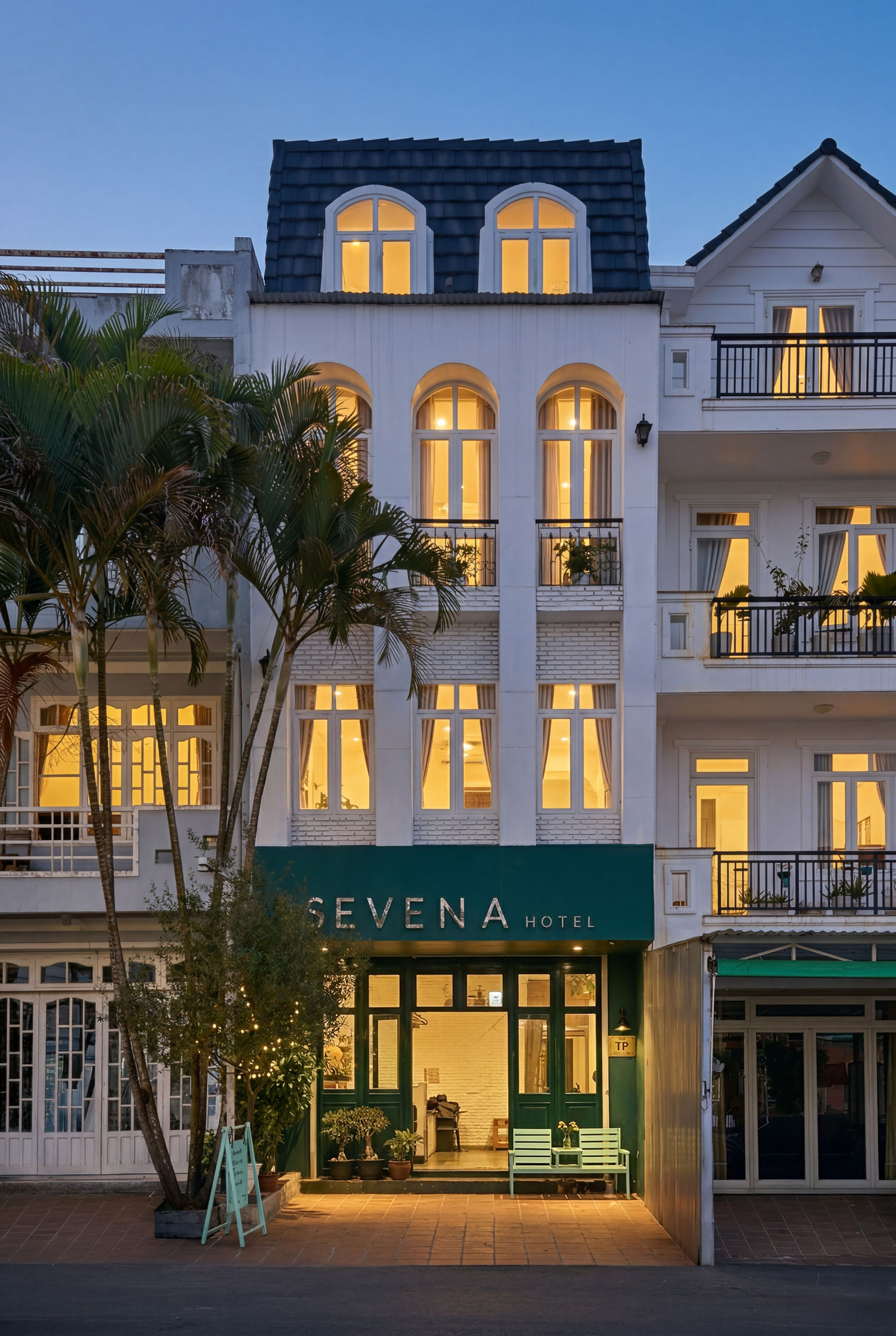 Sảnh khách sạn Seven A