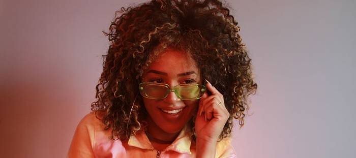 Leidy Murilho lança seu novo single - Sabe Tudo