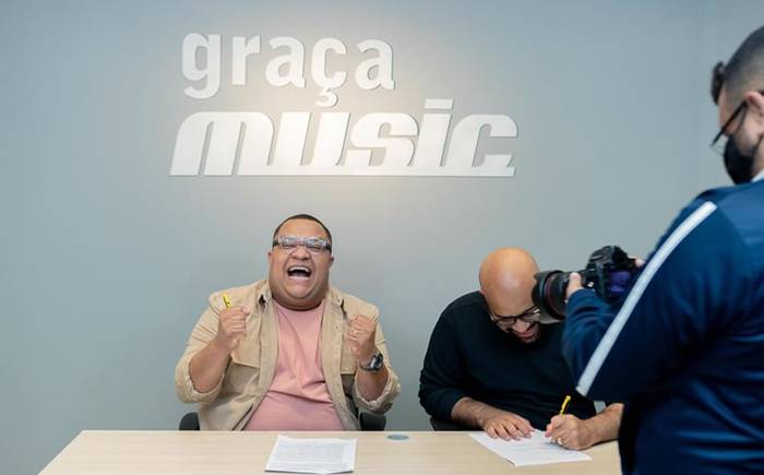 Douglas Borges anuncia seu primeiro single pela Graça Music - Continua Sendo Deus