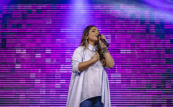 “Rei da Glória” é o novo single de Isa Ribeiro