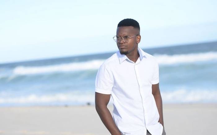 Pela Central Gospel Music, Thiago Delfim lança o single autoral “Tens Meu Mundo”