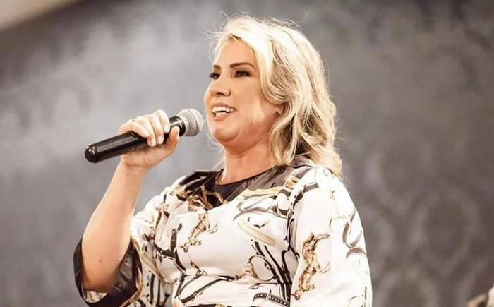 Silvia Ker lançará o single “Mulheres Guerreiras” em outubro