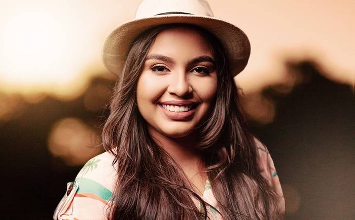 Cantora Dávila Assis se prepara para lançar “Eu Sou Teu”, seu primeiro single pela Futura Music