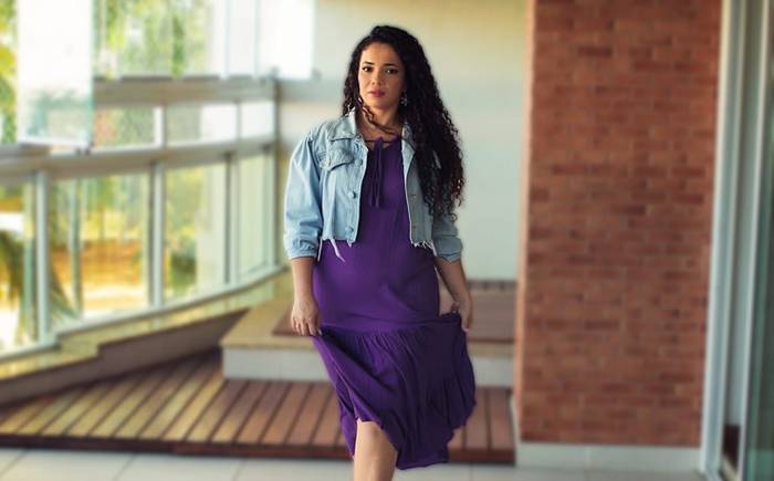 Élida Penido lança single e fala sobre ser canal de Deus para o mundo - Teu Canal