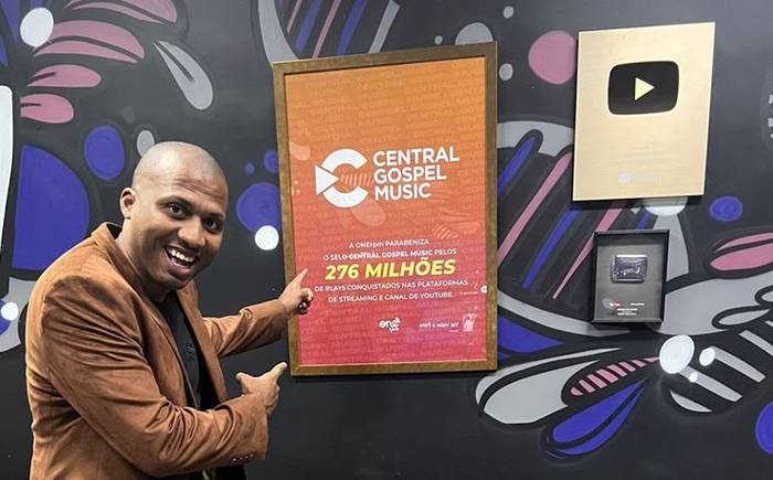 Central Gospel Music assina com o cantor carioca Bira Santos