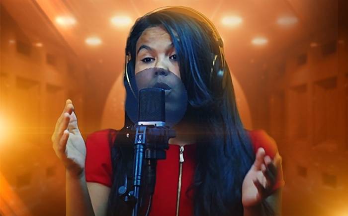 Cantora Wellen Carvalho alerta cristãos com o single “Não Troco Meu Jesus”
