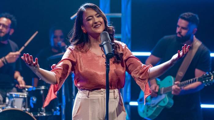 Bruna Martins lança sua nova canção pela Graça Music