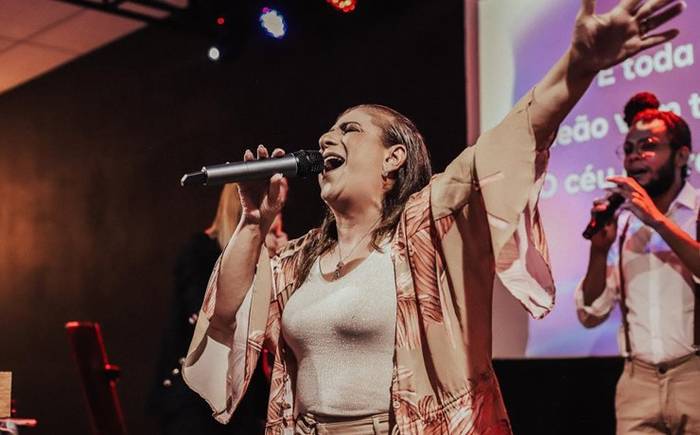 Kátia Rosa e a presidência do Ministério Aliança do Tabernáculo Church