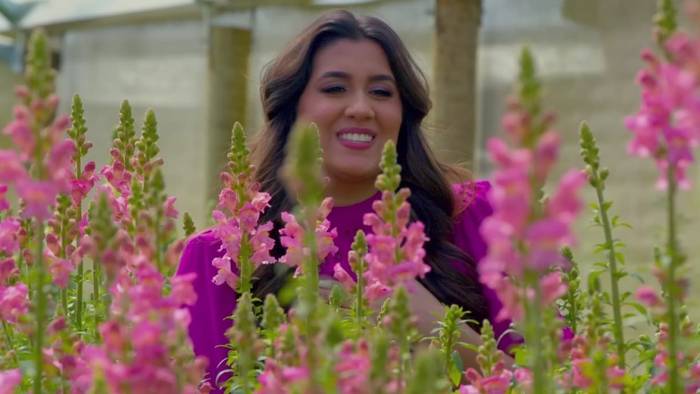 "Jardim de Deus" é a nova cação de Kelly Benigno