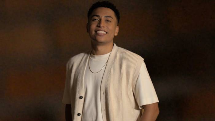Abdiel Arsênio lança releitura de “Vou Te Alegrar” pelo Flame Music