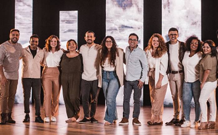 Daniel Ludtke em colaboração com Vocal Livre lançam música inédita